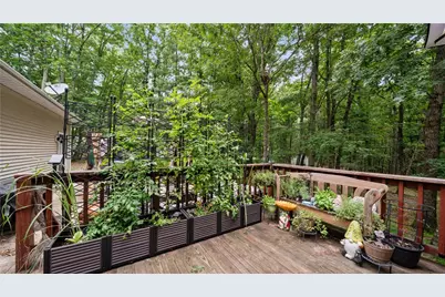 1306 N Rocky Mountain Drive, Chestnuthill Twp, PA 18330 - Photo 20