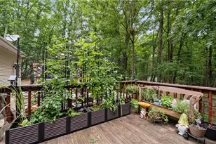 1306 N Rocky Mountain Dr, Chestnuthill Twp, PA 18330 - Photo 20