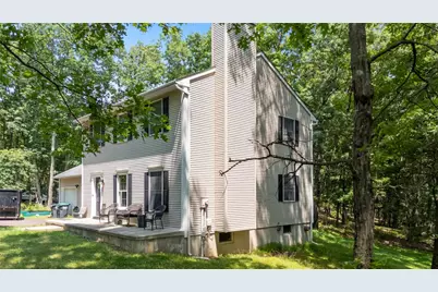 1306 N Rocky Mountain Drive, Chestnuthill Twp, PA 18330 - Photo 4