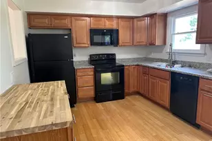 10 Fort Lee Ct, Easton, PA 18040 - Photo 6