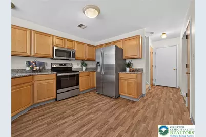 2886 Sequoia Drive, Lower Macungie Township, PA 18062 - Photo 12
