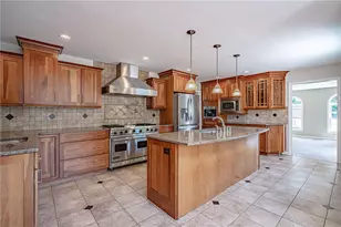 948 Brookside Rd, Lower Macungie Township, PA 18106 - Photo 16