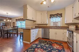 525 Apple Hill Dr, Easton, PA 18040 - Photo 14