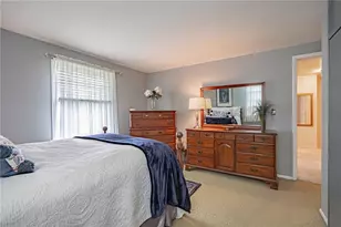 525 Apple Hill Dr, Easton, PA 18040 - Photo 32
