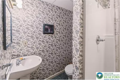 492 Arthurs Court, Bushkill Twp, PA 18064 - Photo 38
