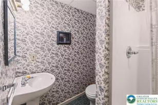 492 Arthurs Ct, Bushkill Twp, PA 18064 - Photo 38