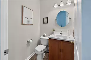 8092 Cross Creek Circle, Upper Macungie Township, PA 18031 - Photo 12