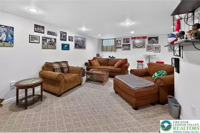 8092 Cross Creek Circle, Upper Macungie Township, PA 18031 - Photo 24