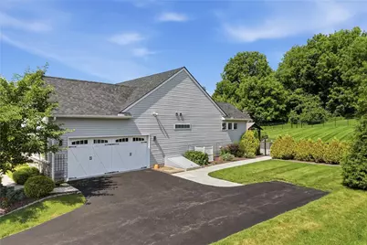 4912 Reston Drive, Forks Twp, PA 18040 - Photo 4