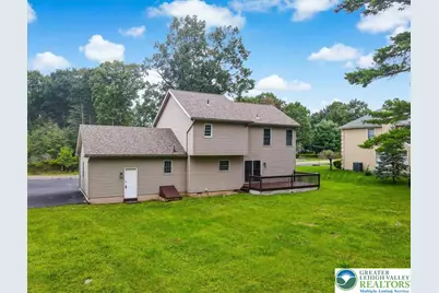 154 Escoll Drive, Stroud Twp, PA 18301 - Photo 24