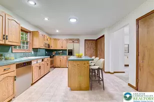 154 Escoll Dr, Stroud Twp, PA 18301 - Photo 12