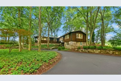 1657 Linden Oaks Lane, Bethlehem City, PA 18015 - Photo 1