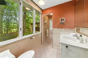 1657 Linden Oaks Ln, Bethlehem City, PA 18015 - Photo 22
