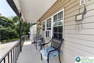 212 Walnut St, Pottsville, PA 17901 - Photo 2