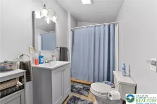 212 Walnut St, Pottsville, PA 17901 - Photo 12