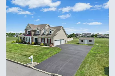 6786 Gwenmawr Road, Bethlehem City, PA 18017 - Photo 2