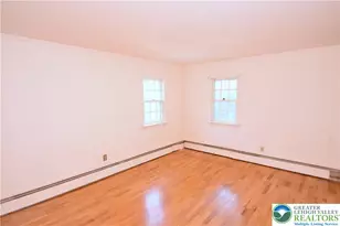 24 E Plainfield Ave, Pen Argyl Boro, PA 18072 - Photo 12