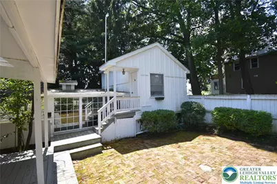 24 E Plainfield Avenue, Pen Argyl Boro, PA 18072 - Photo 14