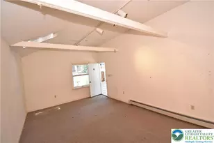 24 E Plainfield Ave, Pen Argyl Boro, PA 18072 - Photo 16