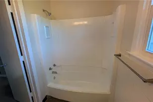 97 E Hillcrest Ln, Slatington Boro, PA 18080 - Photo 6