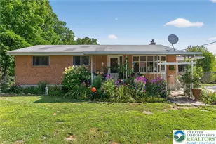 2944 Edgewood Ct, Lowhill Township, PA 18069 - Photo 2