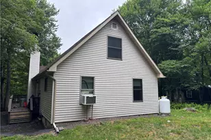 74 Chapman Cir, Penn Forrest, PA 18210 - Photo 18