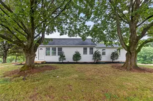 3741 Weidasville Rd, South Whitehall Township, PA 18078 - Photo 4