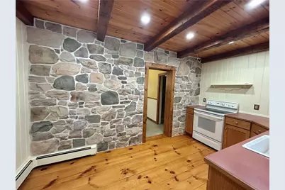 320 Pennsylvania Avenue, Bangor, PA 18013 - Photo 6