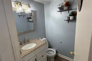 129 Johnson Ct, Whitehall Township, PA 18052 - Photo 14