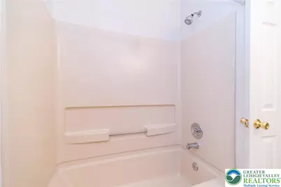1947 Willings Lane, Hellertown Boro, PA 18055 - Photo 18