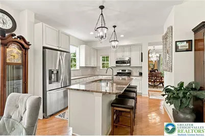 2445 Napa Drive, Easton, PA 18040 - Photo 6
