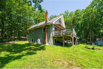 3196 Woodcrest Avenue, Chestnuthill Twp, PA 18330 - Photo 4