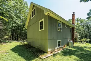 3196 Woodcrest Ave, Chestnuthill Twp, PA 18330 - Photo 6