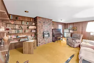 4210 Locust Dr, North Whitehall Township, PA 18078 - Photo 6