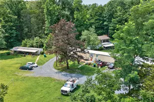 261 Schipps Ln, Upper Mt Bethel Twp, PA 18343 - Photo 16