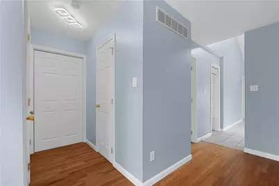 1040 Timberidge Lane, Lower Macungie Township, PA 18106 - Photo 14