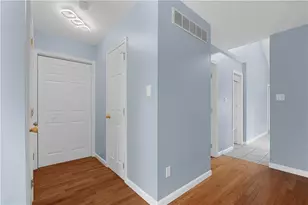 1040 Timberidge Ln, Lower Macungie Township, PA 18106 - Photo 14