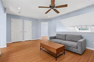 1040 Timberidge Ln, Lower Macungie Township, PA 18106 - Photo 28