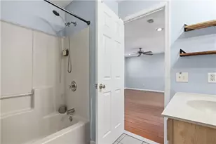 1040 Timberidge Ln, Lower Macungie Township, PA 18106 - Photo 34