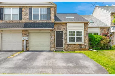 1040 Timberidge Lane, Lower Macungie Township, PA 18106 - Photo 4