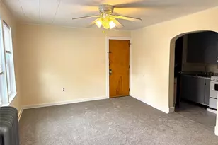 500 Pen Argyl St, Pen Argyl Boro, PA 18072 - Photo 10