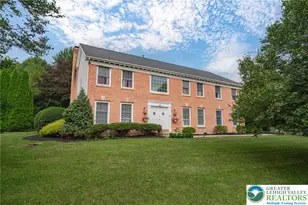 4426 Susan Dr, Bethlehem City, PA 18017 - Photo 2