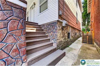 325 E Fell Street, Summit Hill, PA 18250 - Photo 6