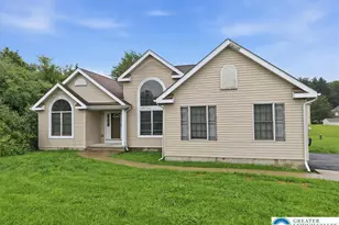 86 E Northpark Dr, Middle Smithfield, PA 18302 - Photo 2
