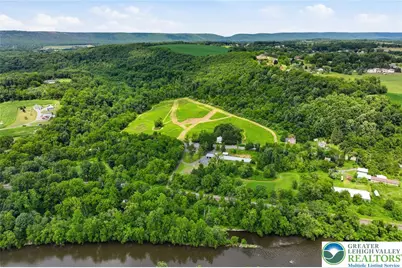 429 Riverview Drive, Lehigh Township, PA 18088 - Photo 10