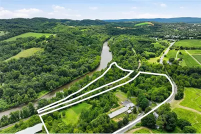 429 Riverview Drive, Lehigh Township, PA 18088 - Photo 4
