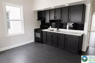 622 Locust, Bethlehem City, PA 18018 - Photo 6