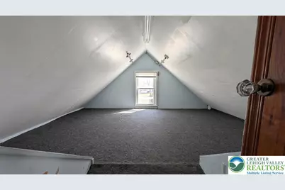 560 S Benner Avenue, Fountain Hill Boro, PA 18015 - Photo 16