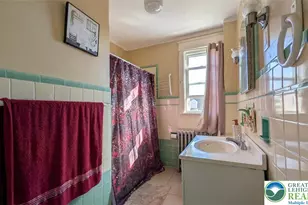 560 S Benner Ave, Fountain Hill Boro, PA 18015 - Photo 14
