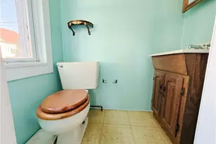 1627 Riegel St, Hellertown Boro, PA 18055 - Photo 10